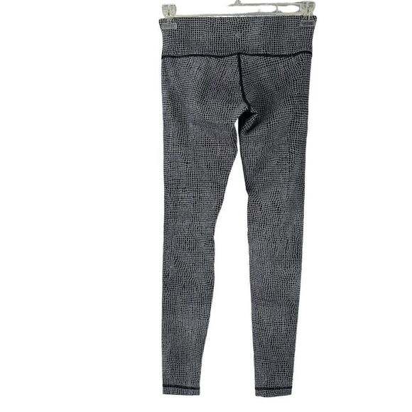 Lululemon Wunder Under Luxtreme Leggings Size 6 Black White Patterned Athleisure - Picture 1 of 6